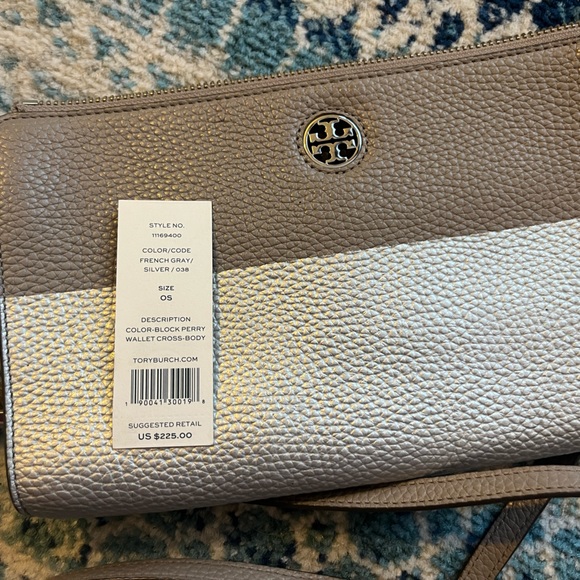 Tory Burch Small Clutch Purse - Picture 3 of 5